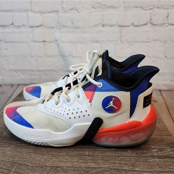 Mens Air Jordan Jordan React Elevation PF \'White Infrared Royal\', size 10.5 main image 4
